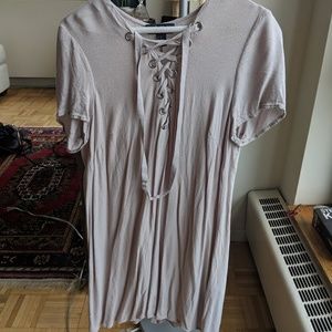 Cute tie up front forever 21 dress 😊😊